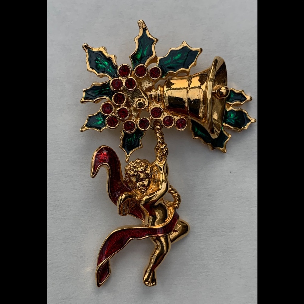 Vintage Enamel Christmas pin